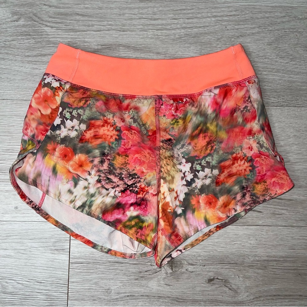 Athleta Girl Run the World 3” Short 7 Floral Activewear Athletic Sport Training